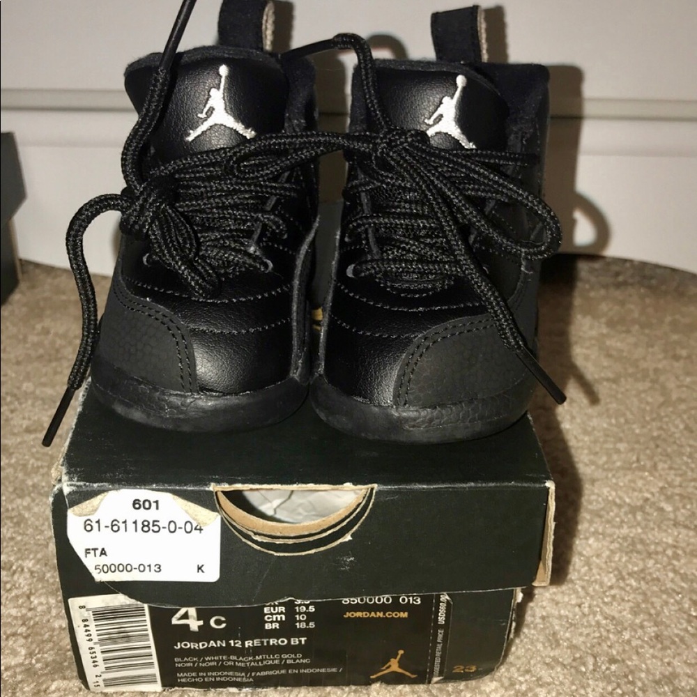 Toddler Jordans size 4C